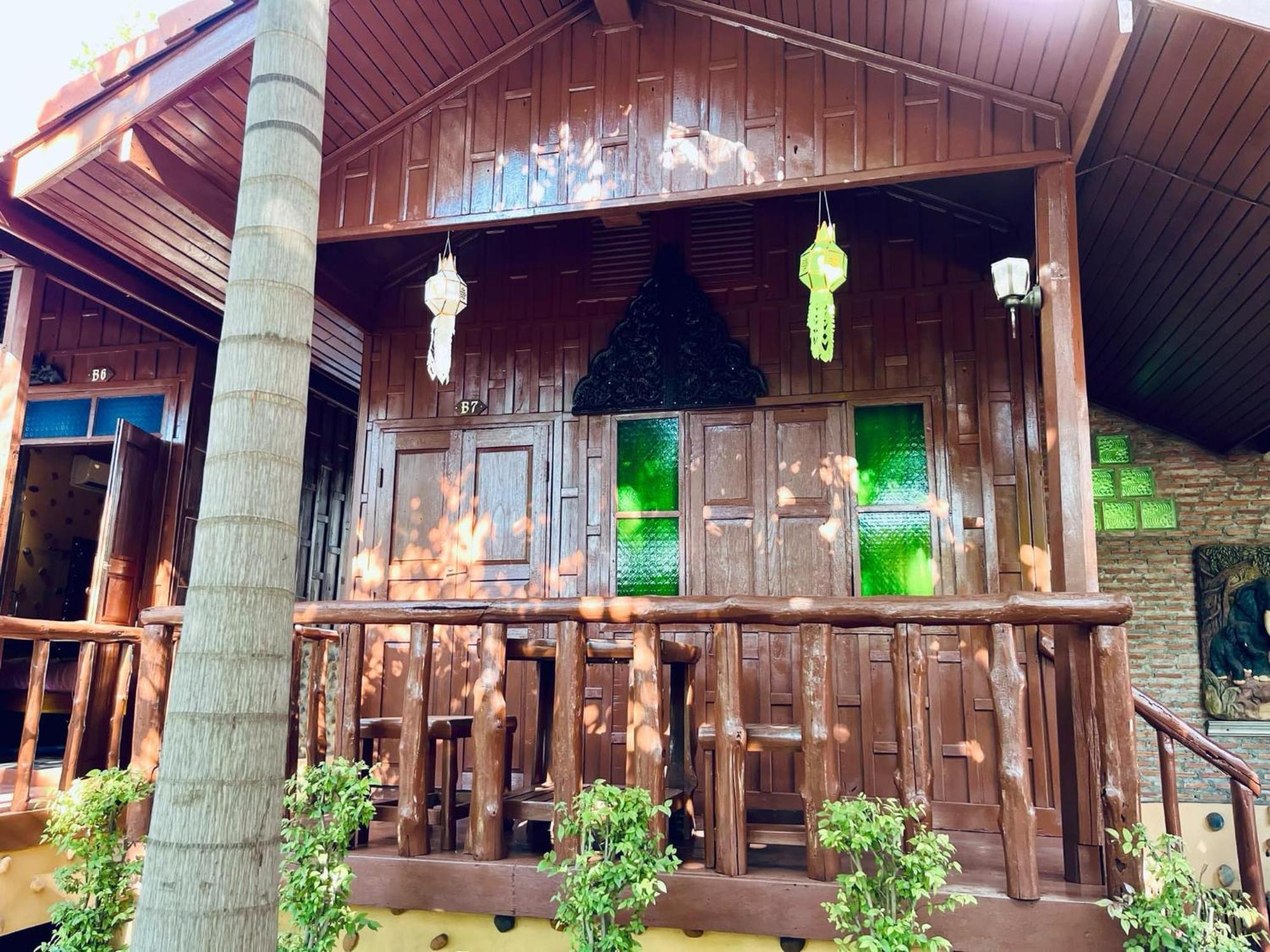 Riverside Retreat Sukhothai Guest House Exterior foto