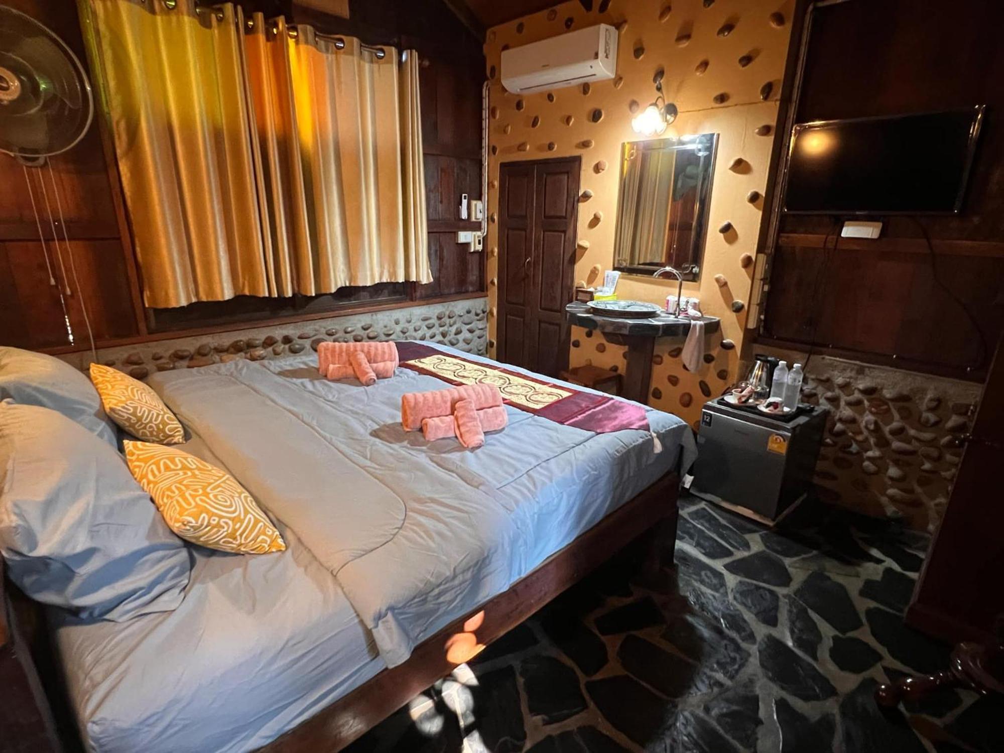 Riverside Retreat Sukhothai Guest House Exterior foto