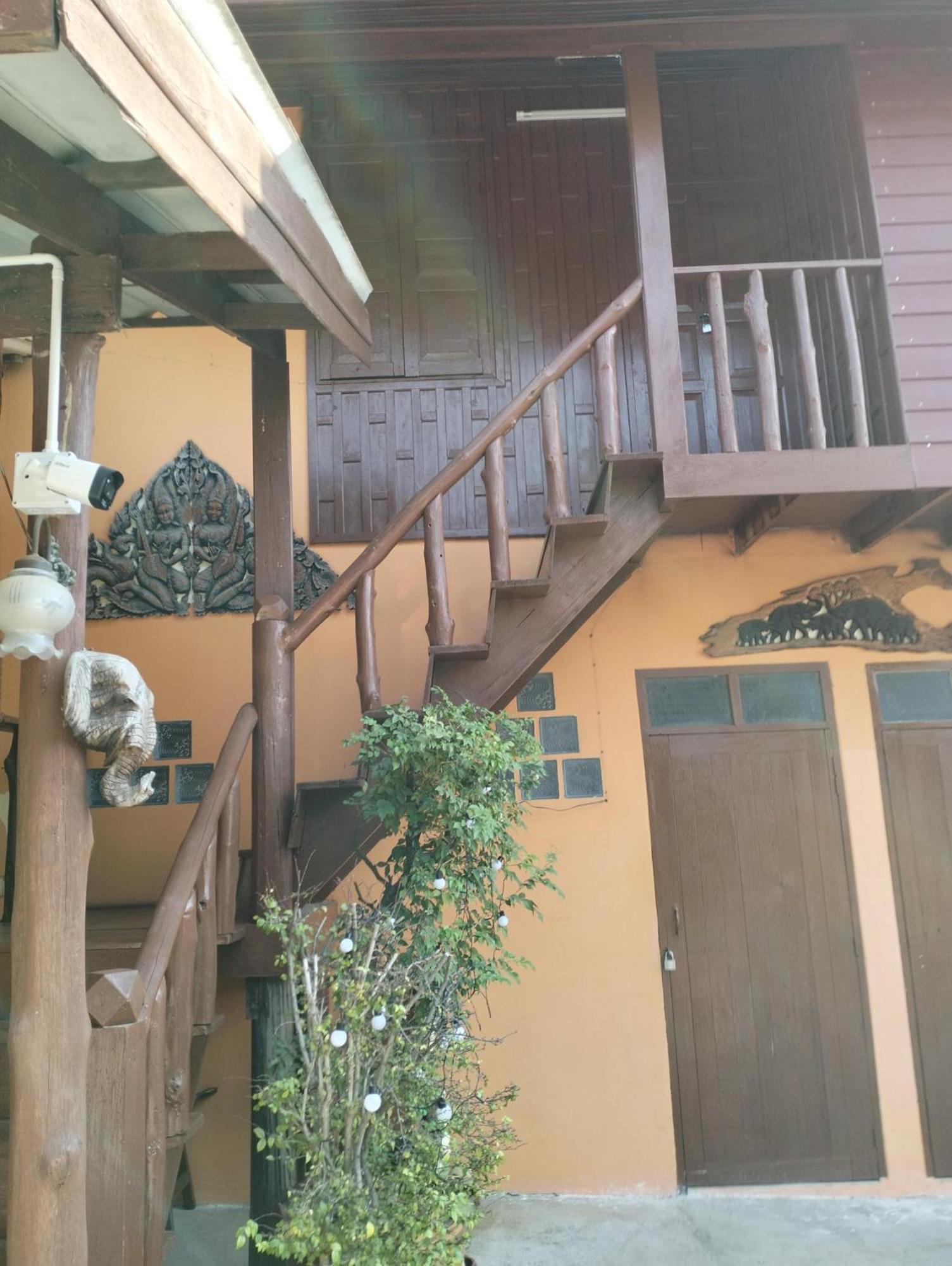 Riverside Retreat Sukhothai Guest House Exterior foto
